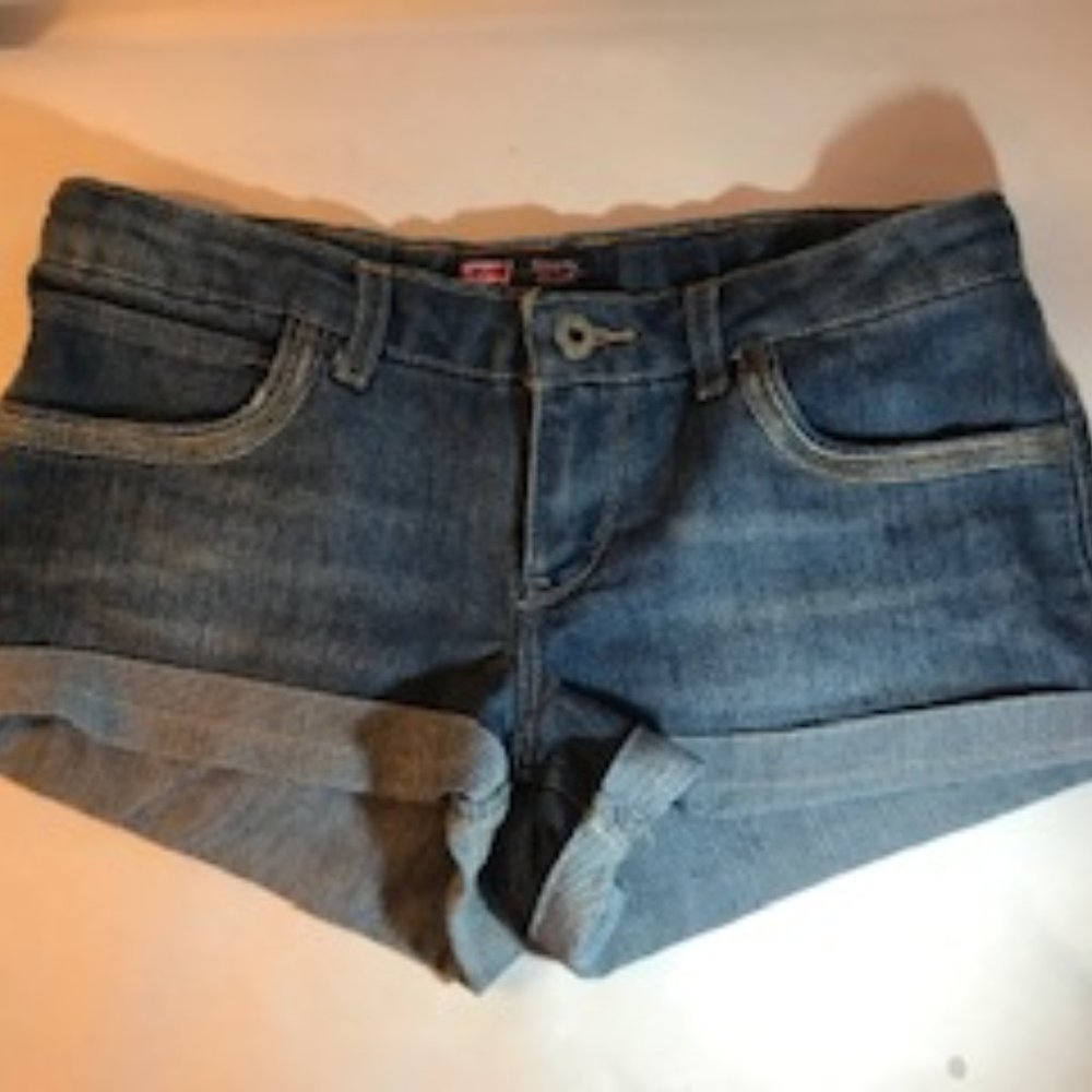 Levi’s Shorty Shorts Girls Size 14 Regular